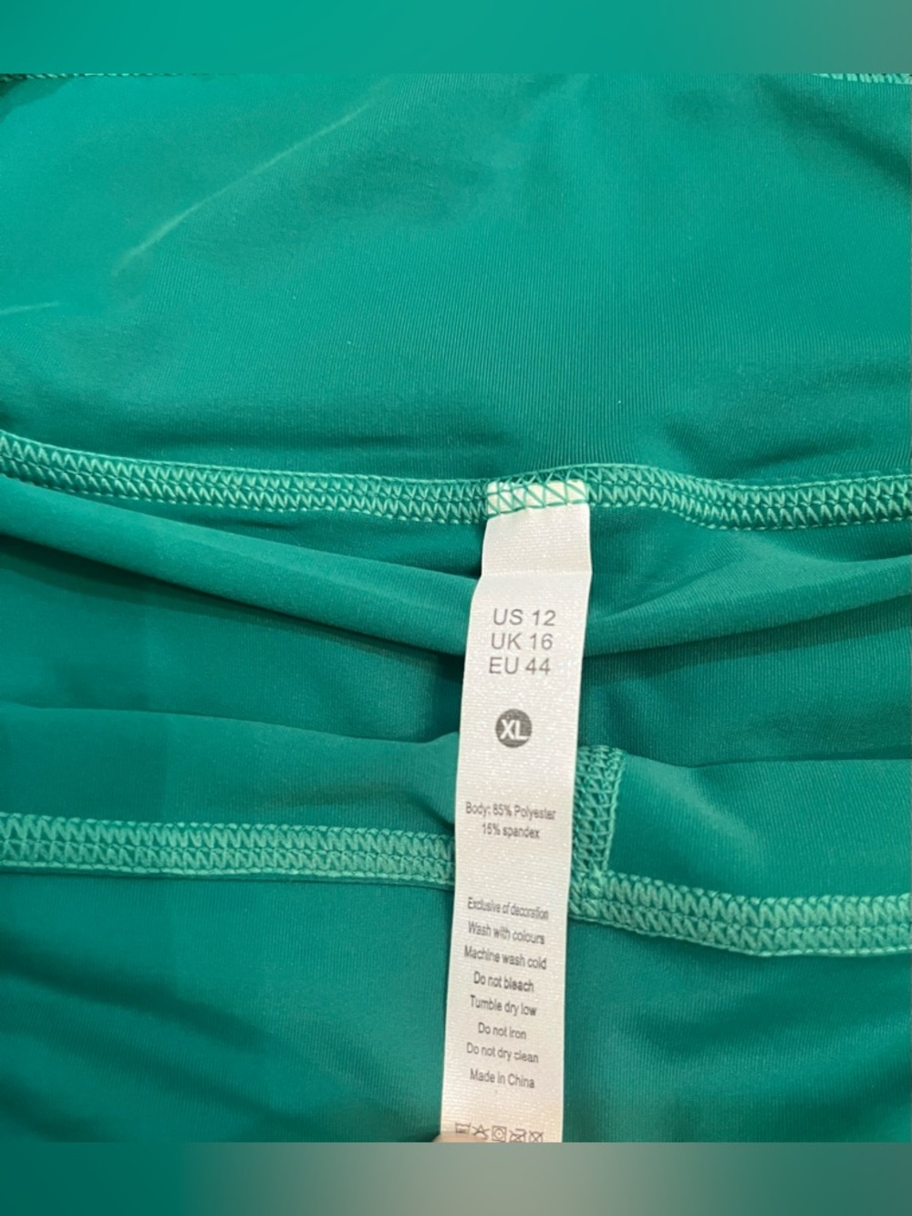 Green Skort. Pockets in shorts New w/o Tag